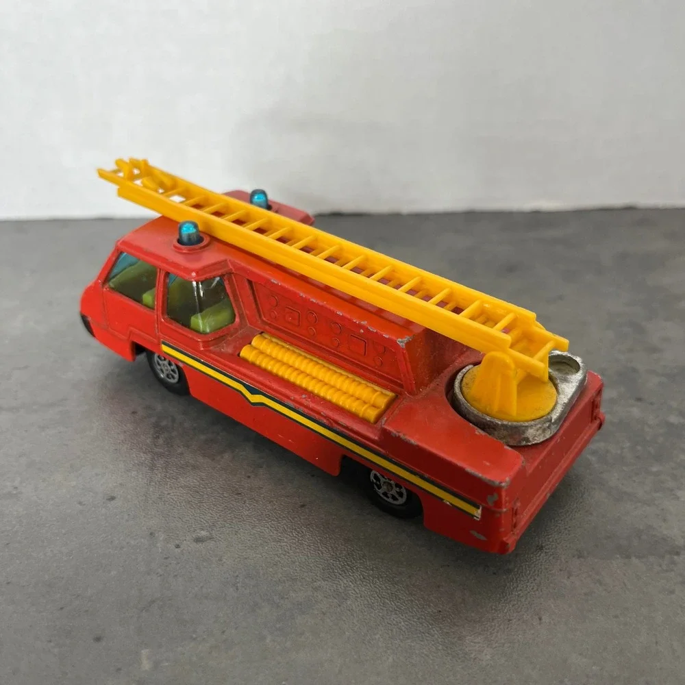 Vintage Corgi Juniors Fire Engine Truck‎ Diecast Toy Vehicle 1970's